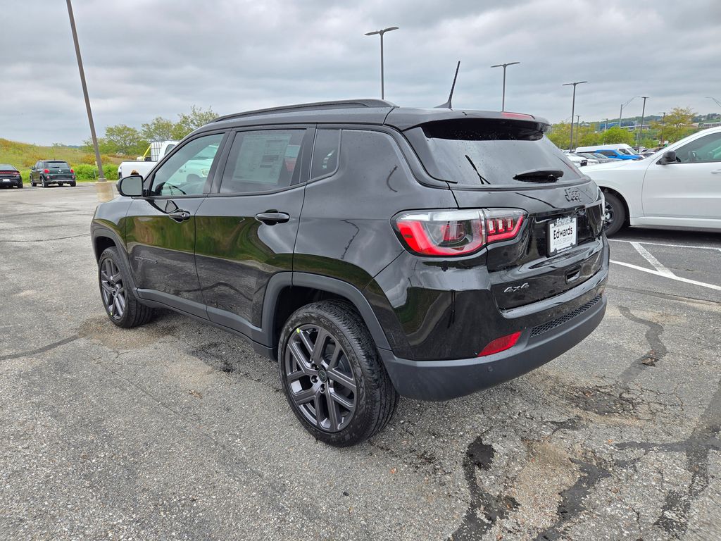 2026 Jeep Compass Limited photo 3