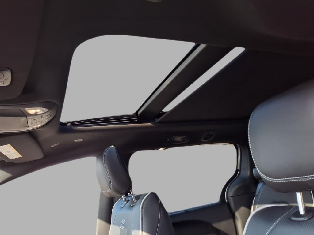 2026 Chrysler Pacifica Limited photo 20