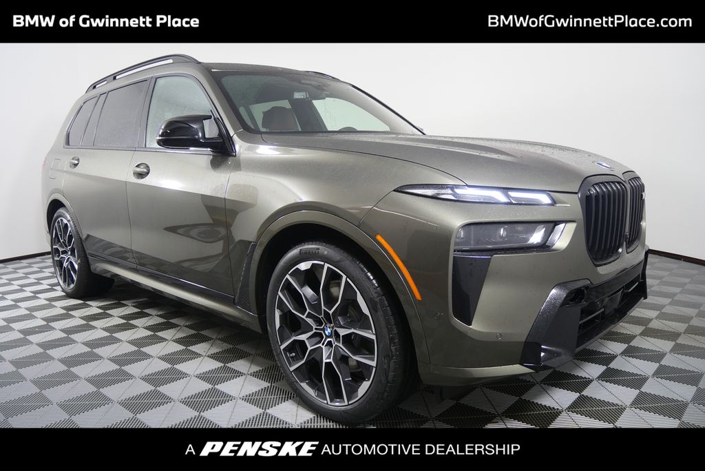 2026 BMW X7 M60i's photo