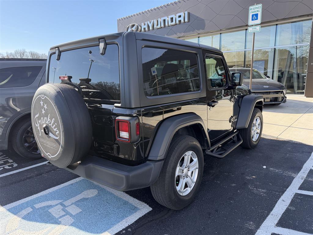 2021 Jeep Wrangler Sport S's photo