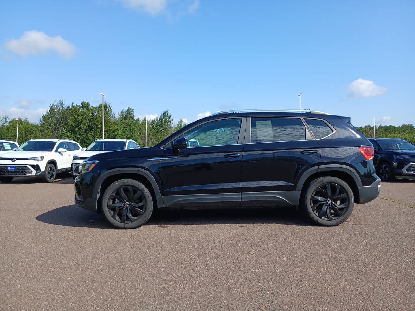 Certified 2023 Volkswagen Taos SE with VIN 3VVNX7B2XPM301747 for sale in Hermantown, Minnesota