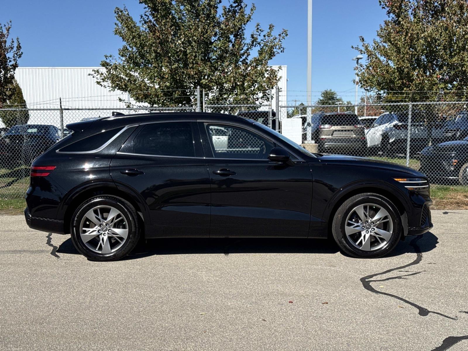 2024 Genesis GV70 3.5T Sport photo 4