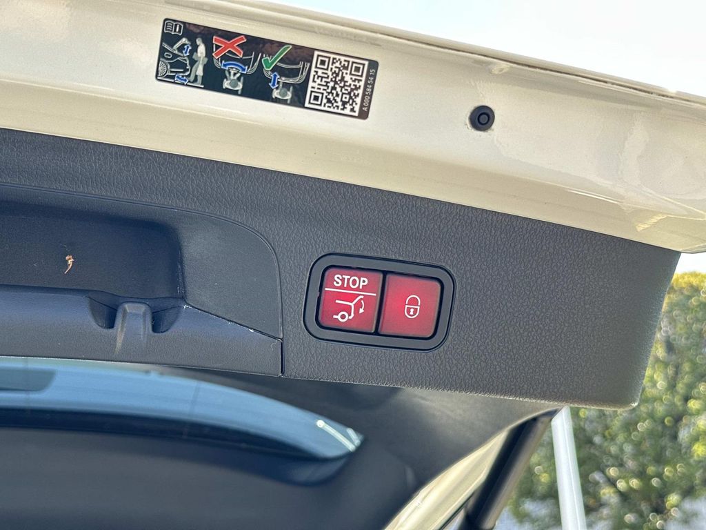 2022 Mercedes Benz GLE 350 4MATIC photo 27