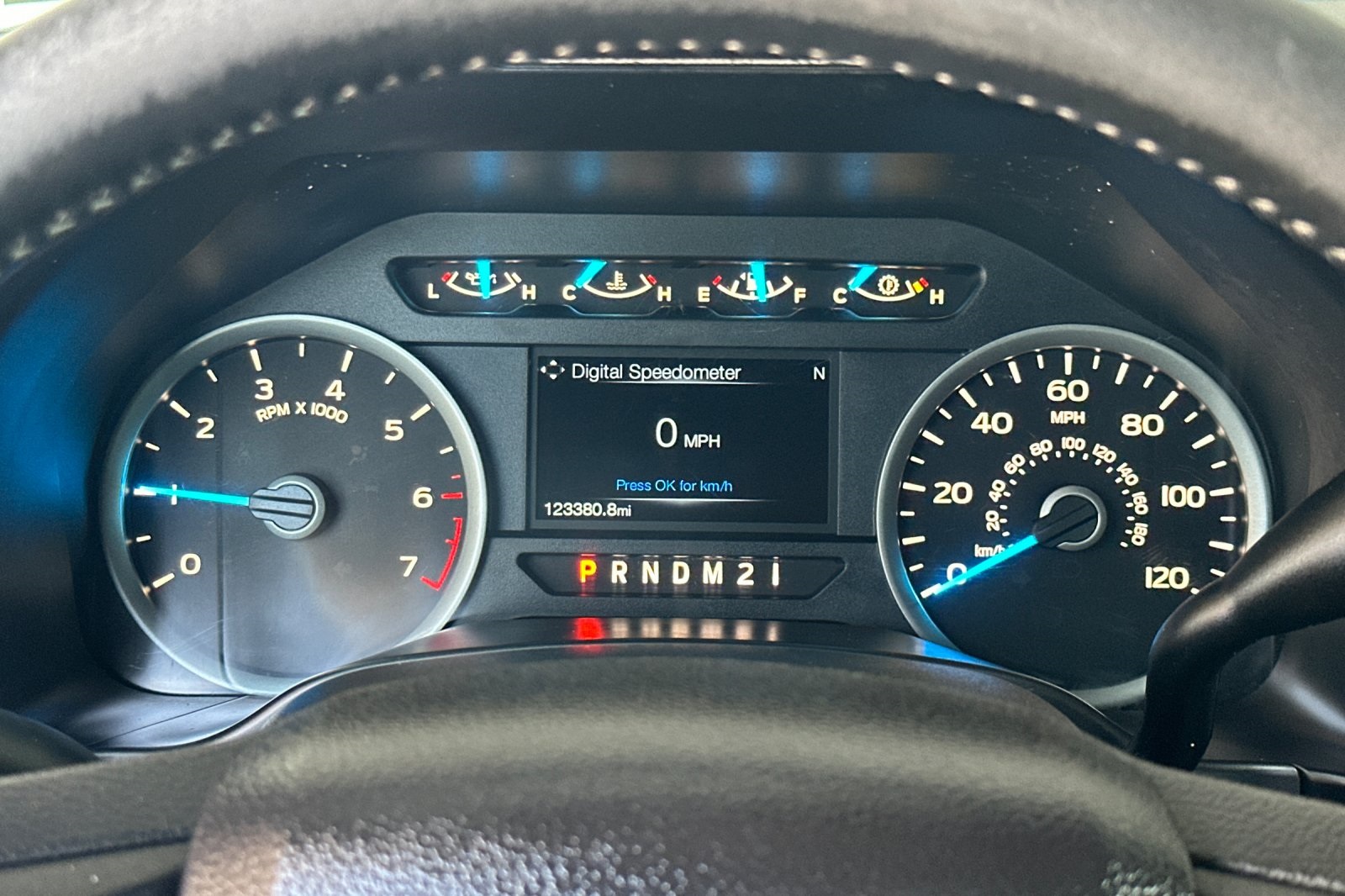 2017 Ford F-150 XLT photo 19