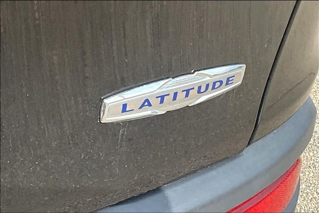 2016 Jeep Cherokee Latitude photo 21