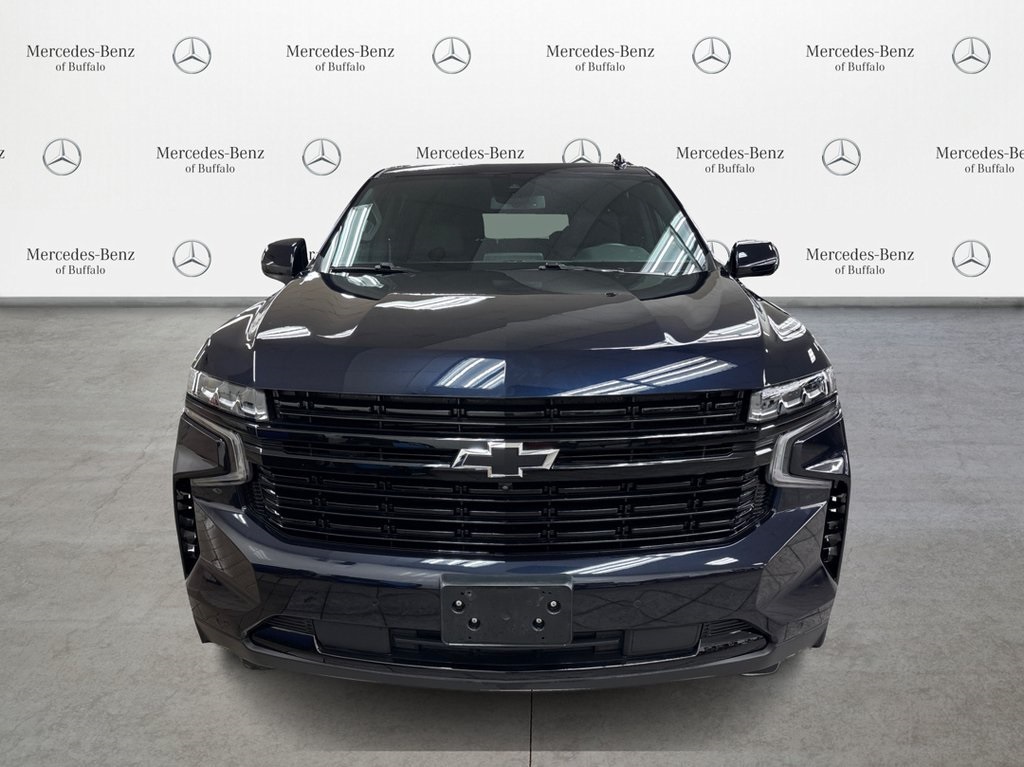 2023 Chevrolet Suburban RST photo 2