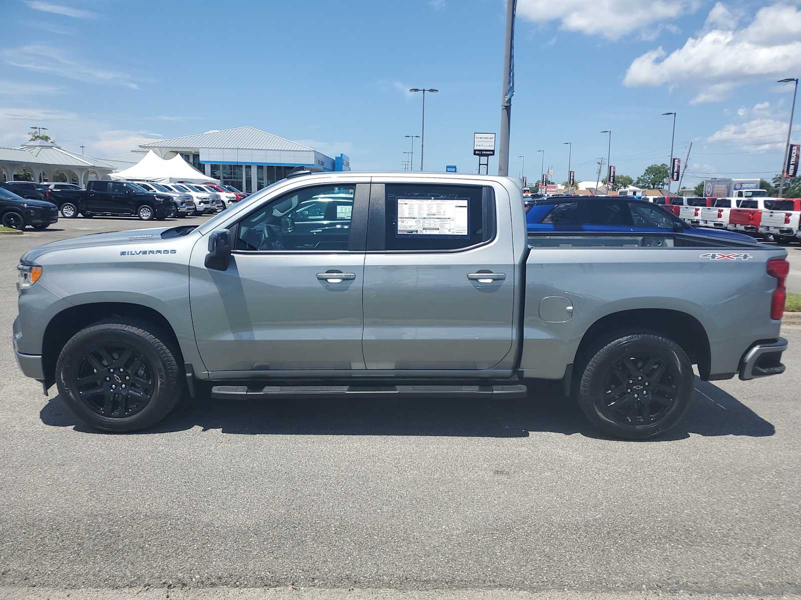 2025 Chevrolet Silverado 1500 RST photo 2