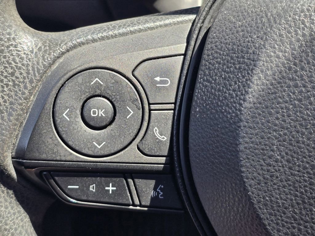 2022 Toyota RAV4 Hybrid LE photo 12