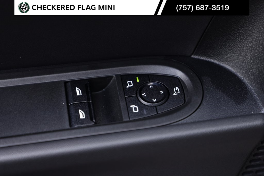 2025 Mini Cooper S Iconic photo 18