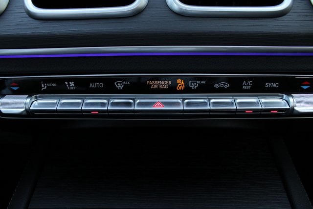 2025 Mercedes Benz GLS 450 4MATIC photo 31