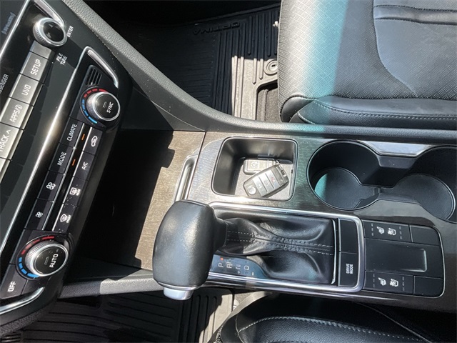 2018 Kia Optima EX photo 17