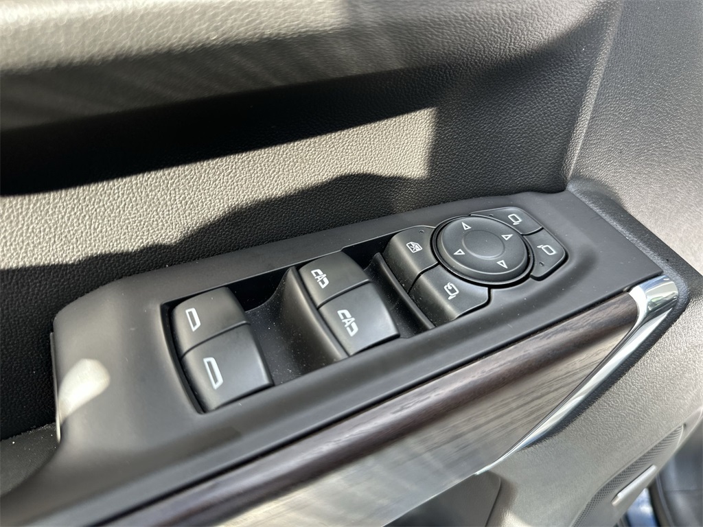 2019 Gmc Sierra 1500 SLT photo 12