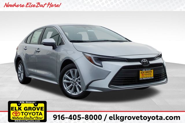 2026 Toyota Corolla XLE's photo