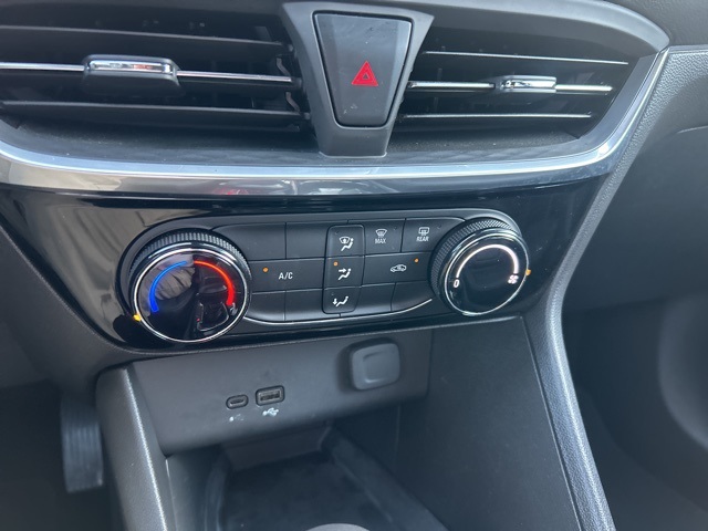 2024 Buick Encore GX Sport Touring photo 25