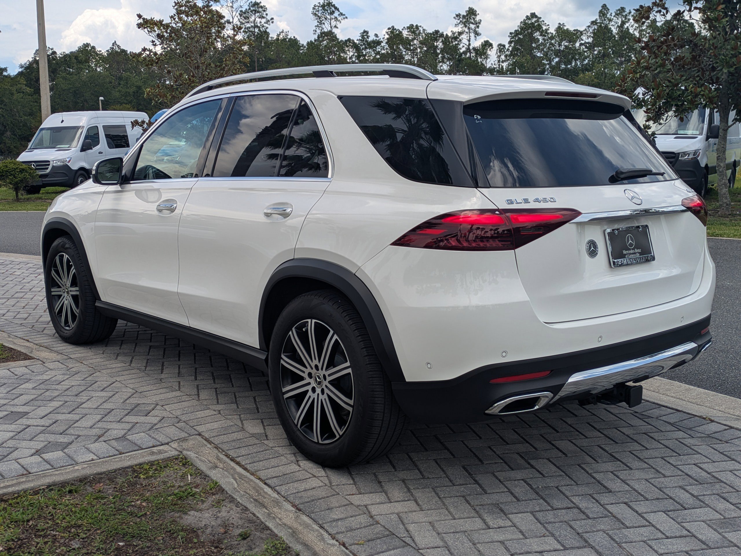 2024 Mercedes Benz GLE 450 4MATIC photo 8