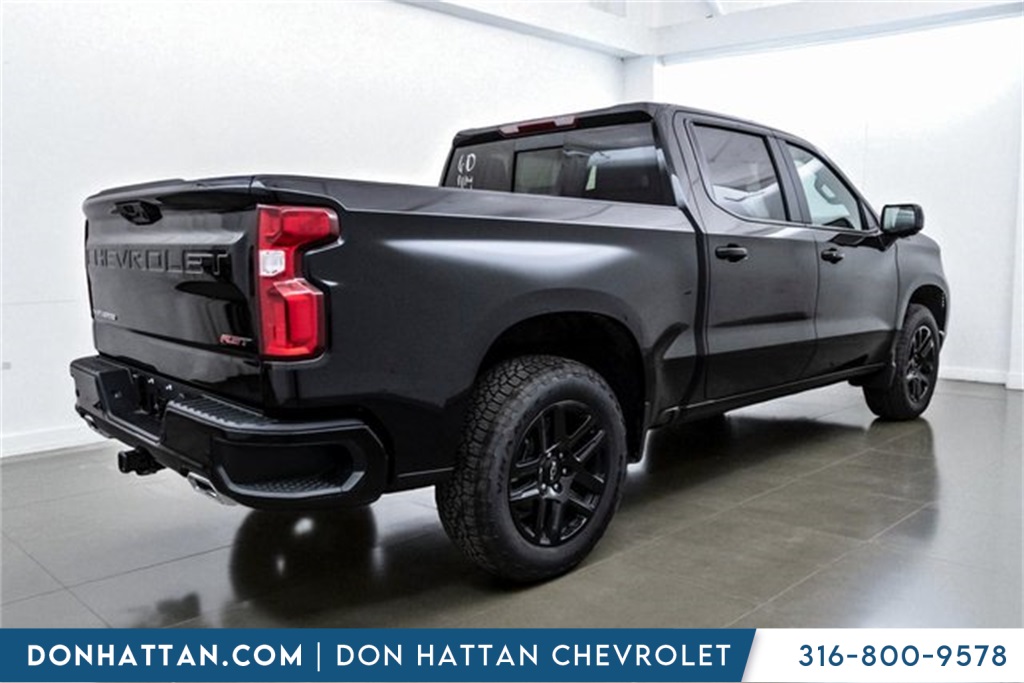2026 Chevrolet Silverado RST photo 38