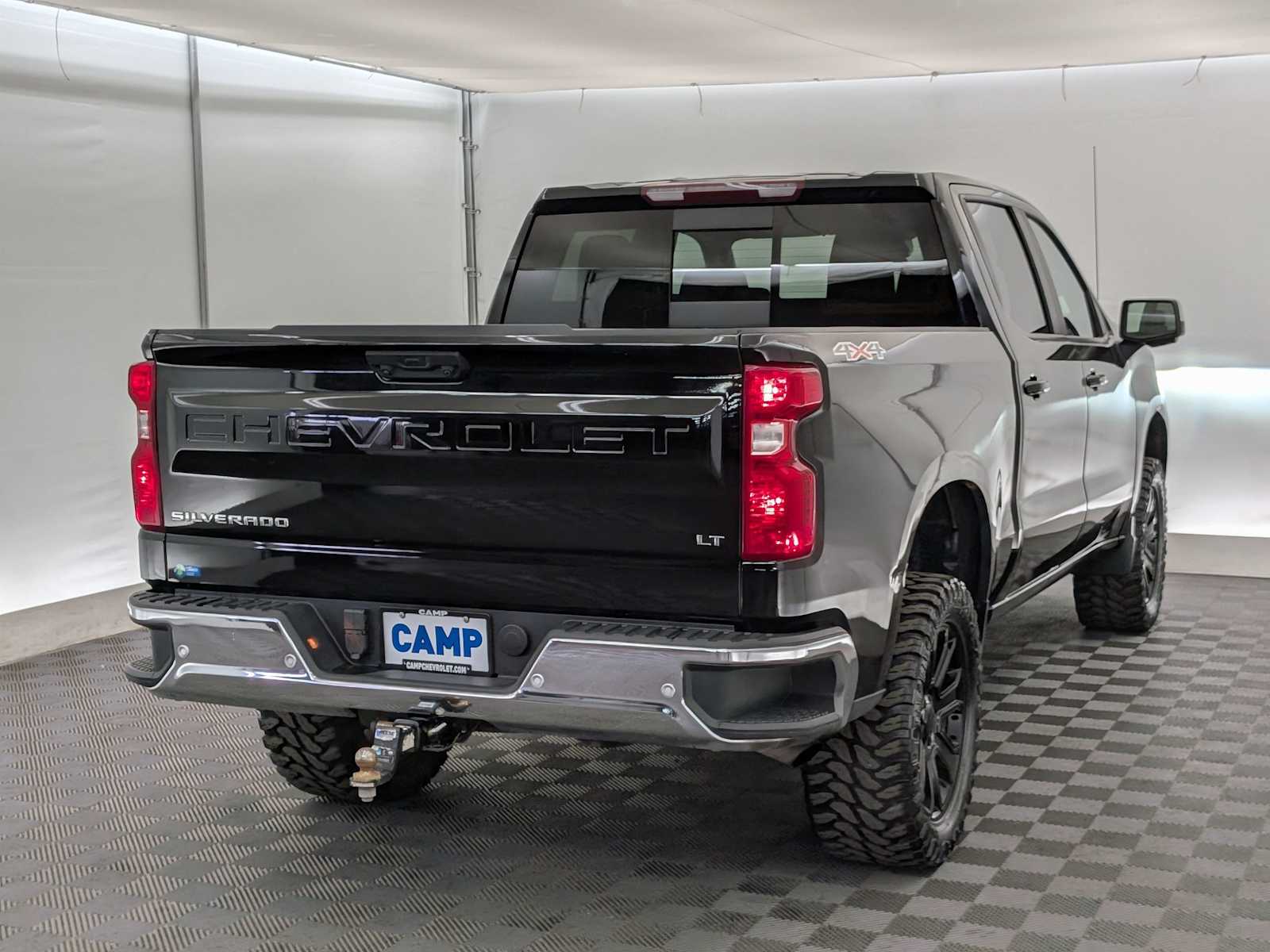 2022 Chevrolet Silverado 1500 LT photo 3