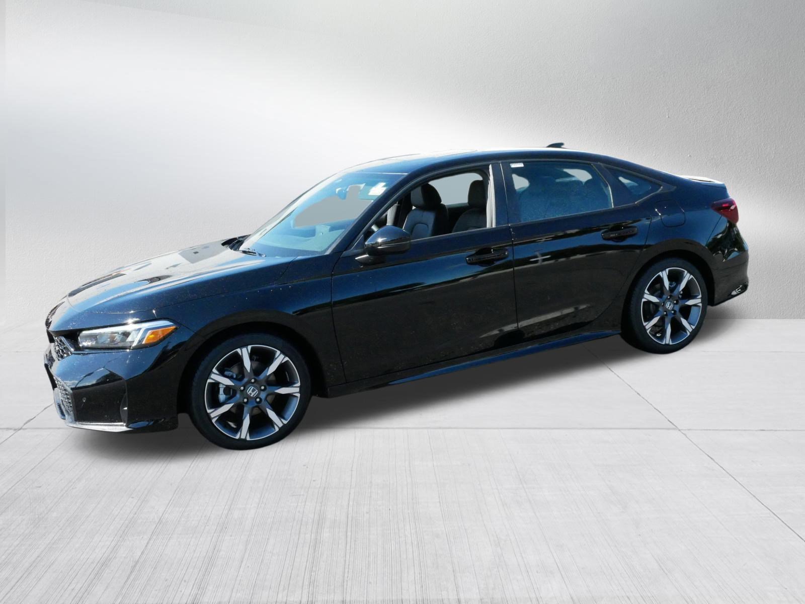 2025 Honda Civic Hybrid Sport Touring photo 3