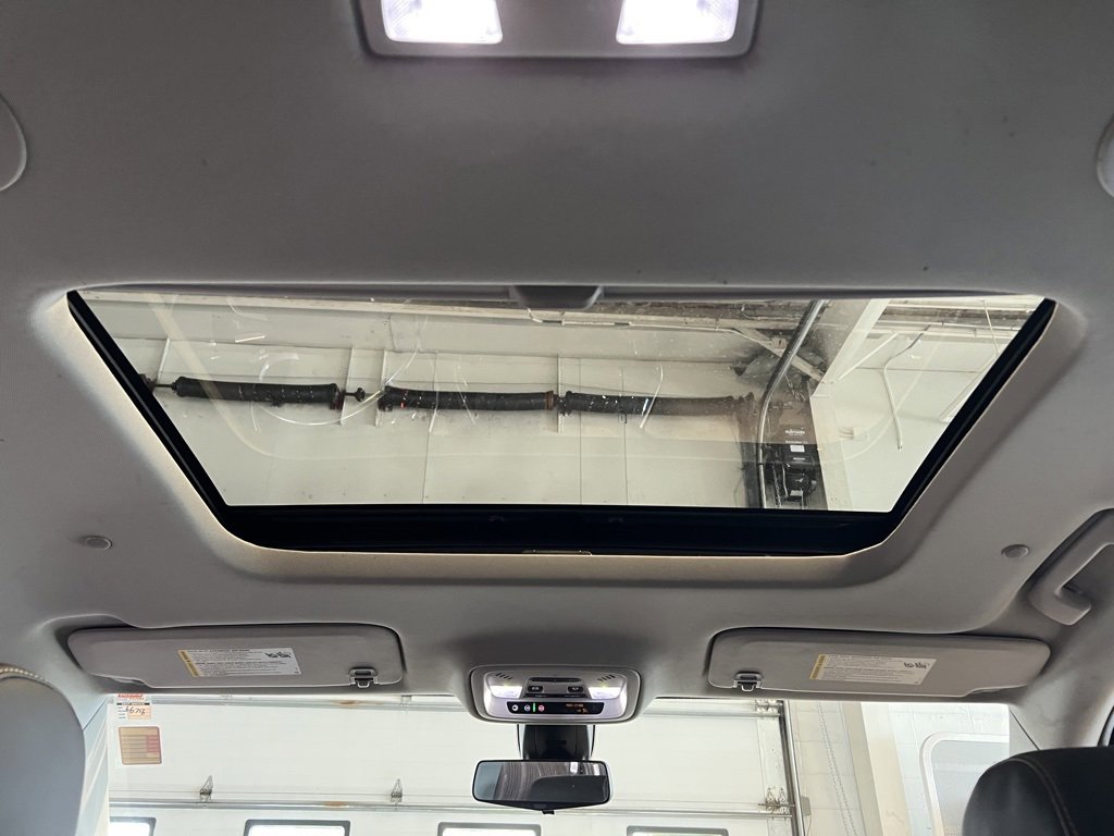 2020 Chevrolet Traverse Premier photo 24