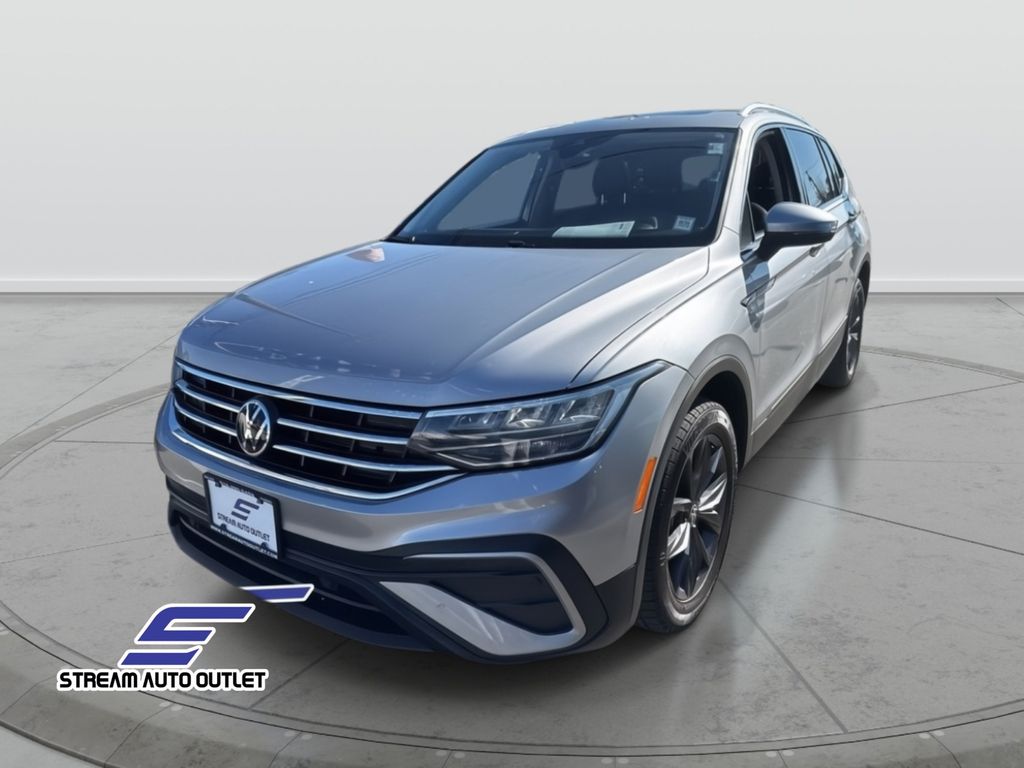 2023 Volkswagen Tiguan SE photo 4