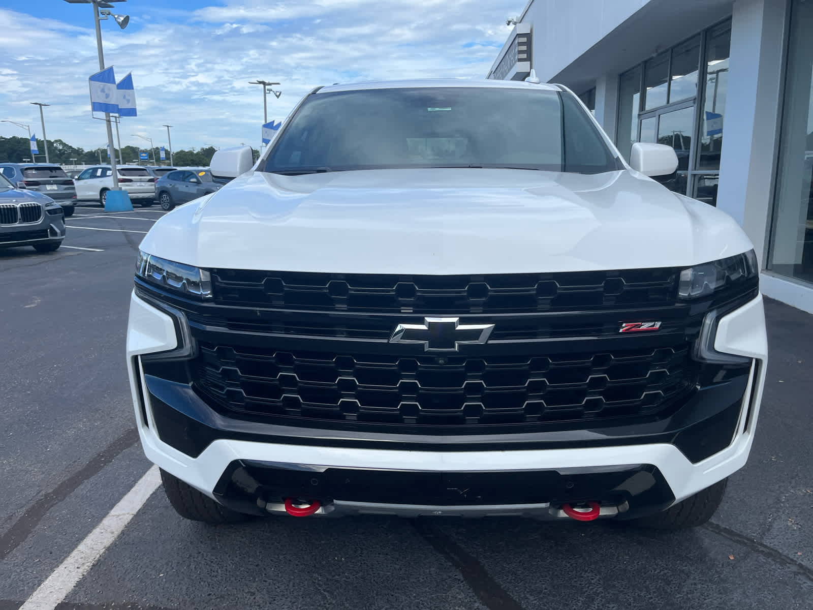 2024 Chevrolet Tahoe Z71 photo 2
