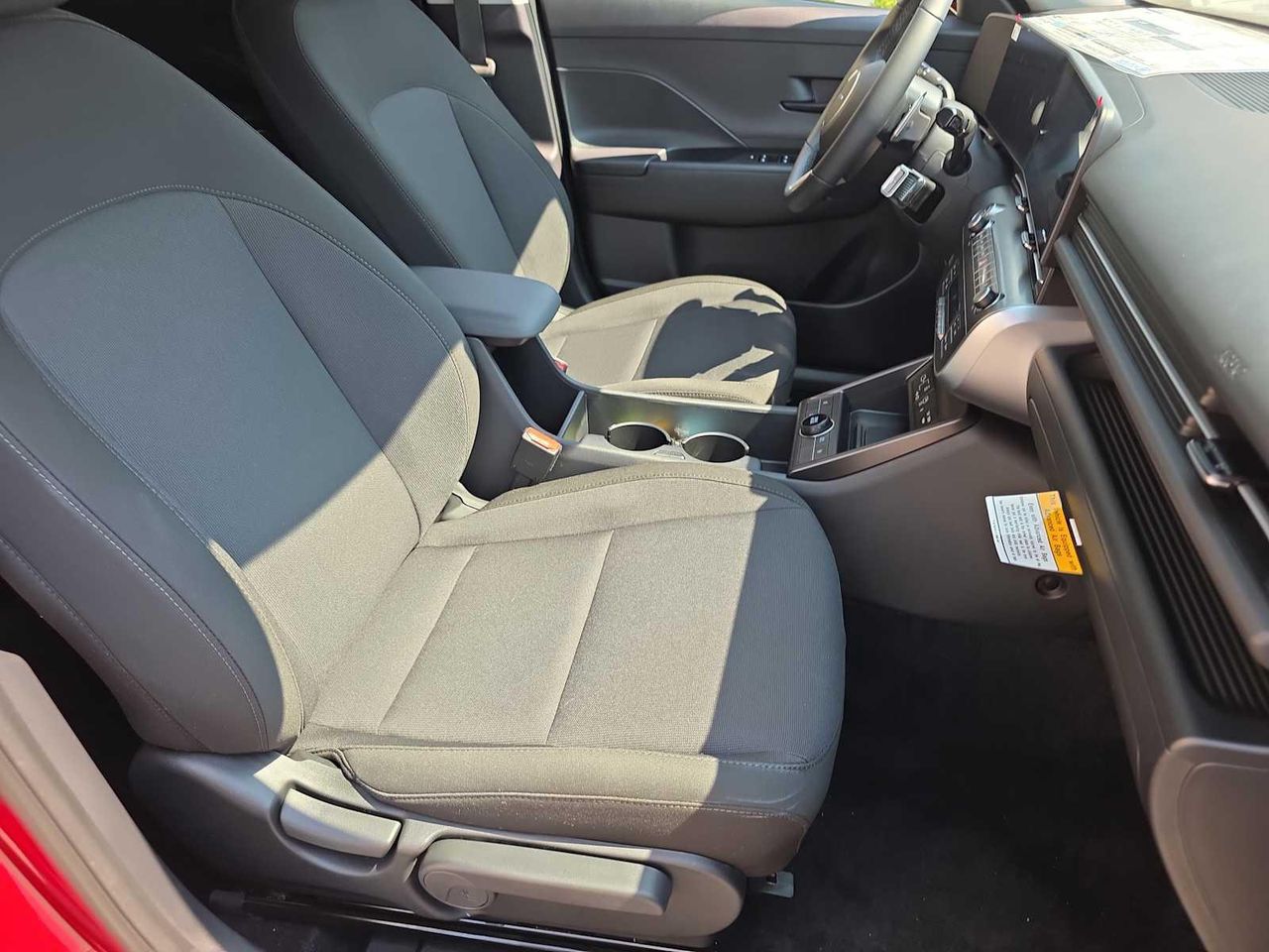 2025 Hyundai Kona SEL photo 20
