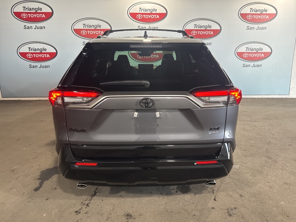 2025 Toyota RAV4 Hybrid XSE photo 5