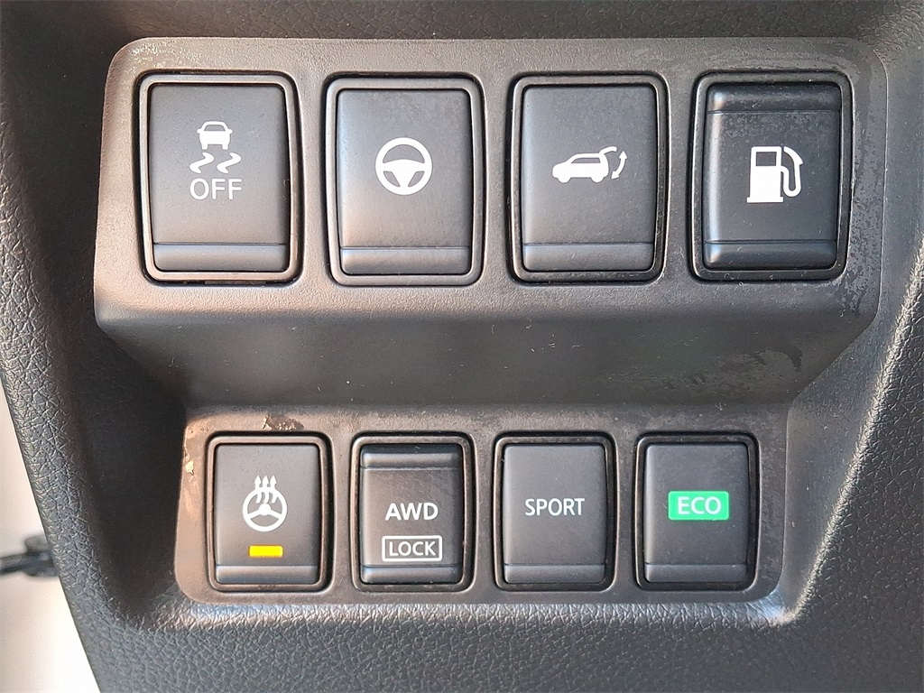 2020 Nissan Rogue SL photo 22