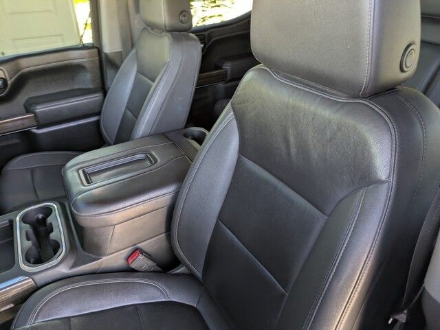 2021 Chevrolet Silverado 1500 RST photo 9