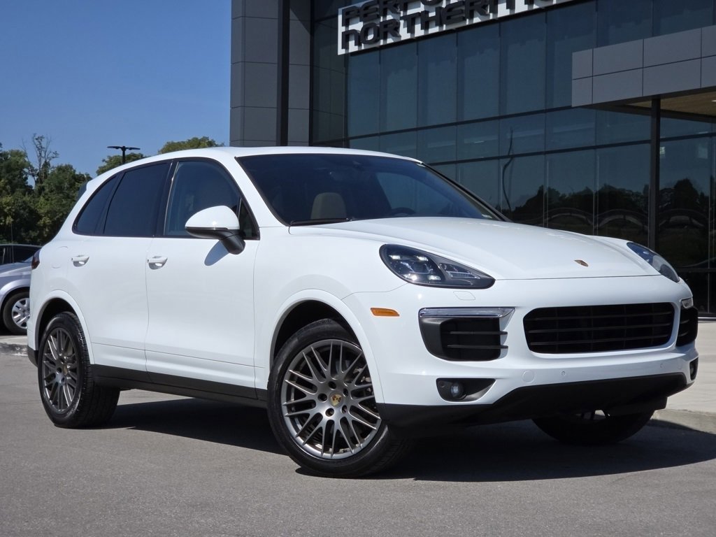 Used 2017 Porsche Cayenne Platinum Edition with VIN WP1AA2A29HKA86369 for sale in Fort Wright, KY