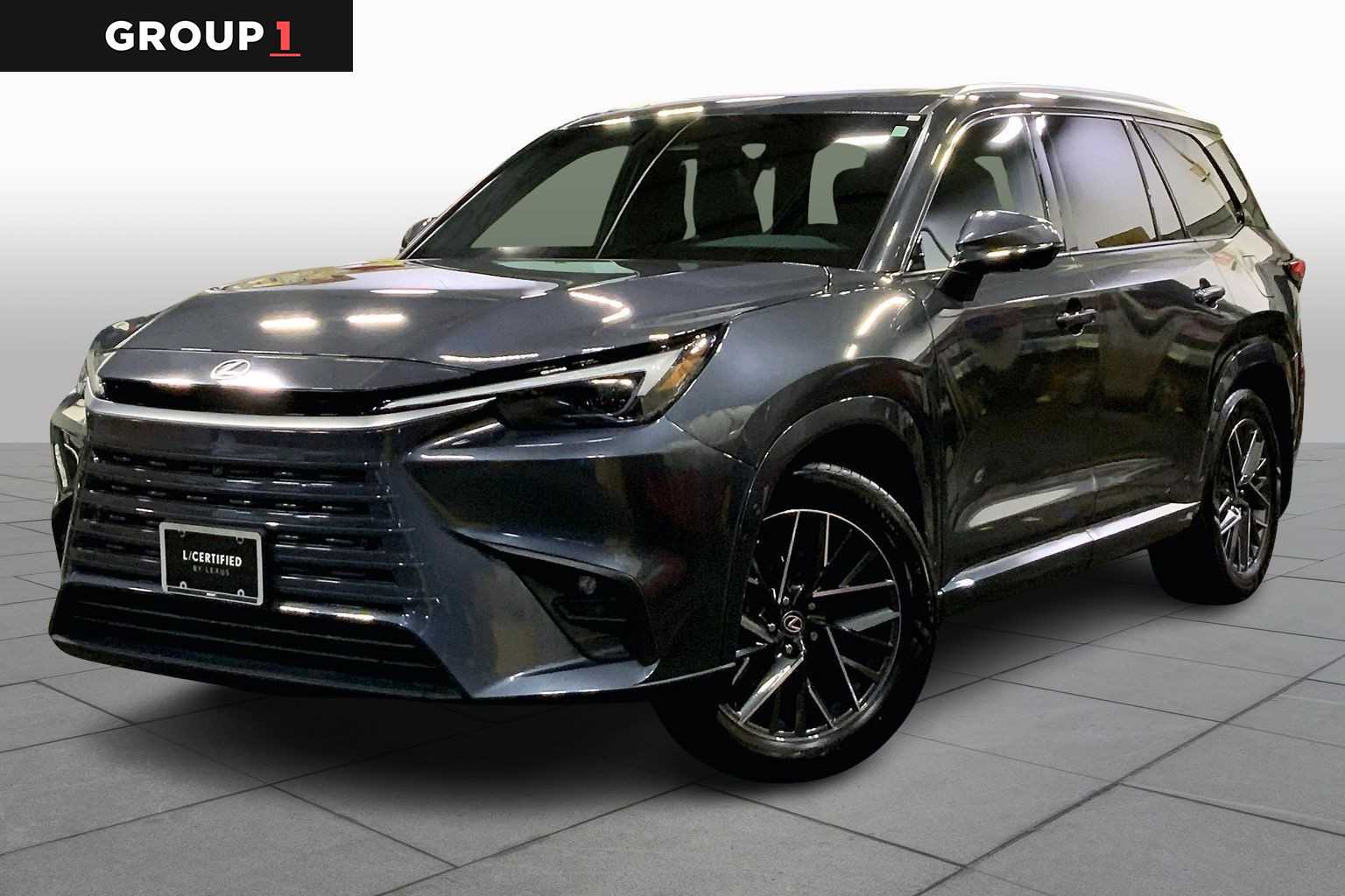 2025 Lexus TX Premium's photo