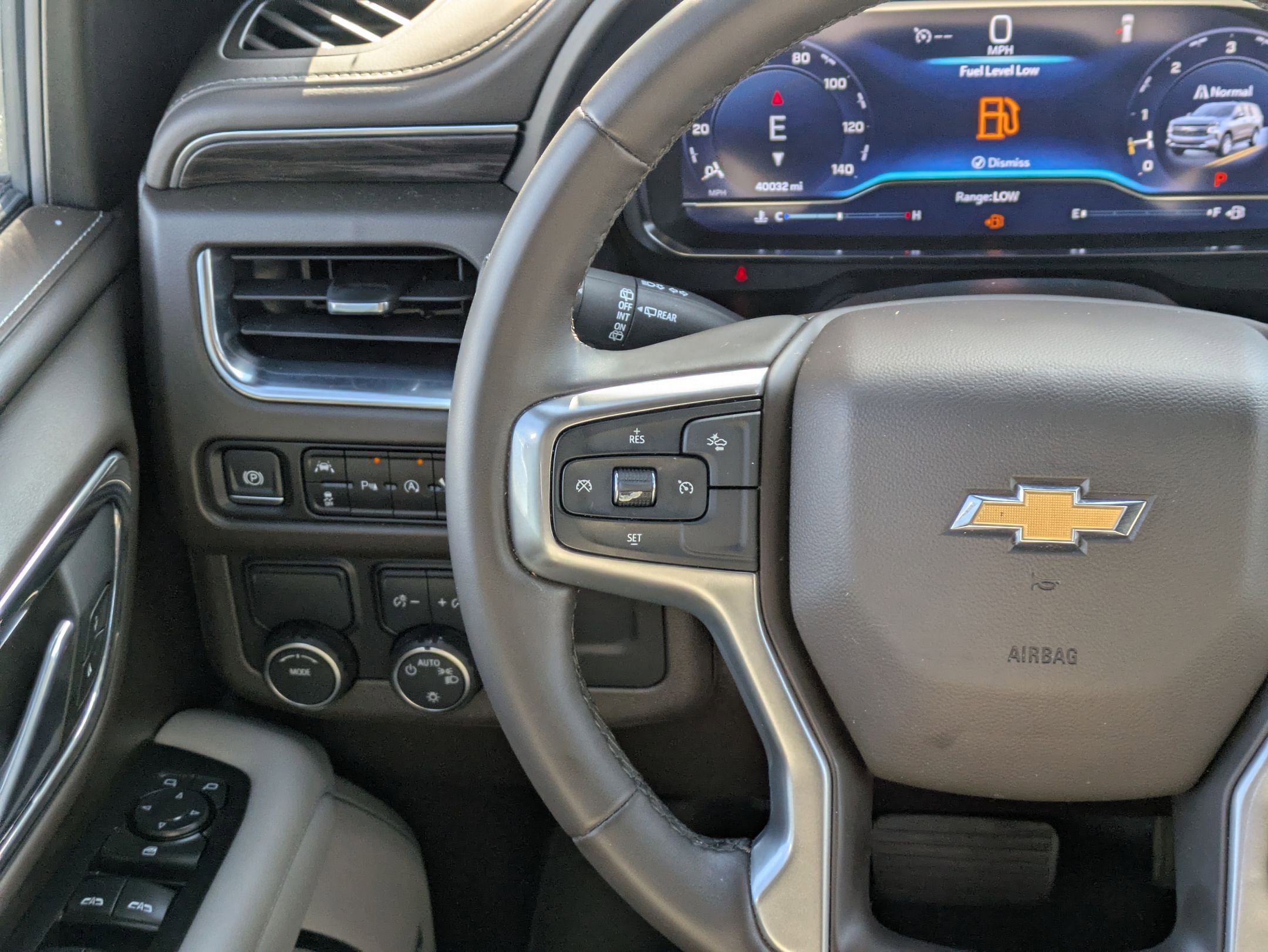2023 Chevrolet Tahoe LT photo 21