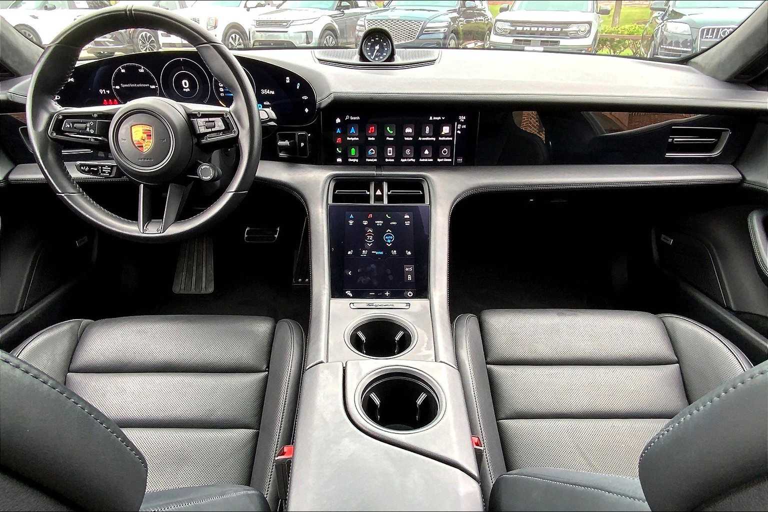 2022 Porsche Taycan GTS photo 12