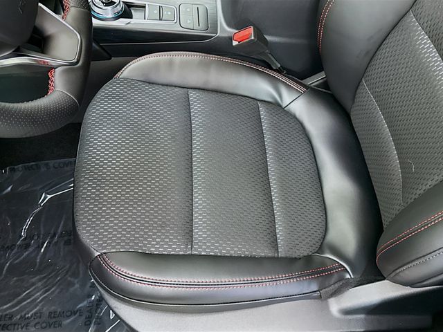 2025 Ford Escape ST-Line photo 18