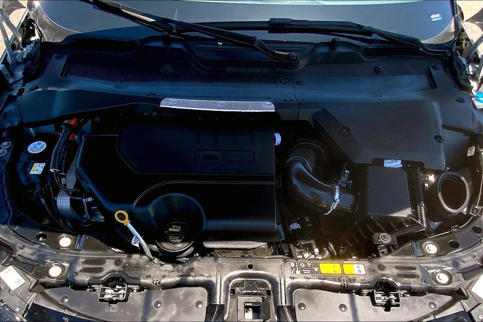 2023 Land Rover Range Rover Evoque R-Dynamic SE photo 10