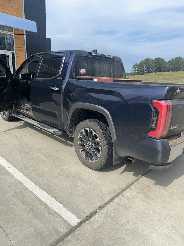 2023 Toyota Tundra Limited photo 3