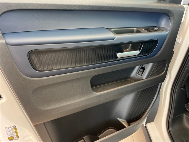 2025 Volkswagen ID. Buzz Pro S photo 8