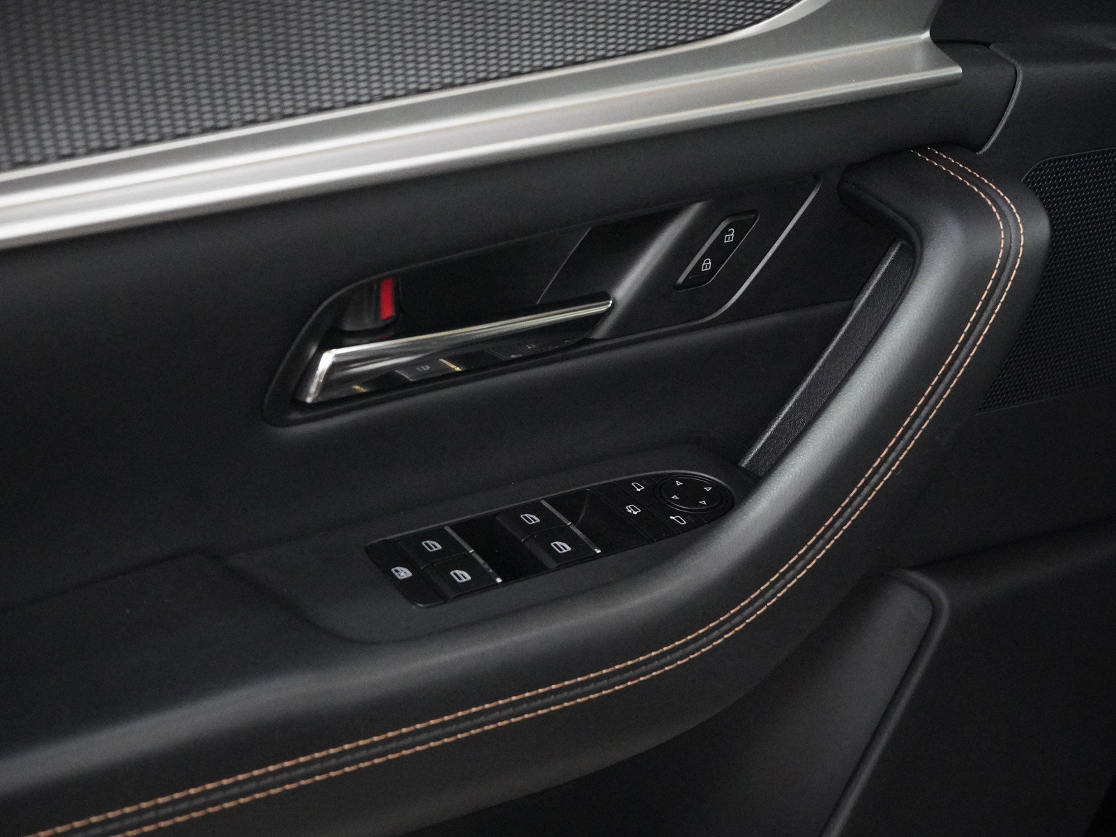 2024 Mazda CX-90 Premium Plus photo 18