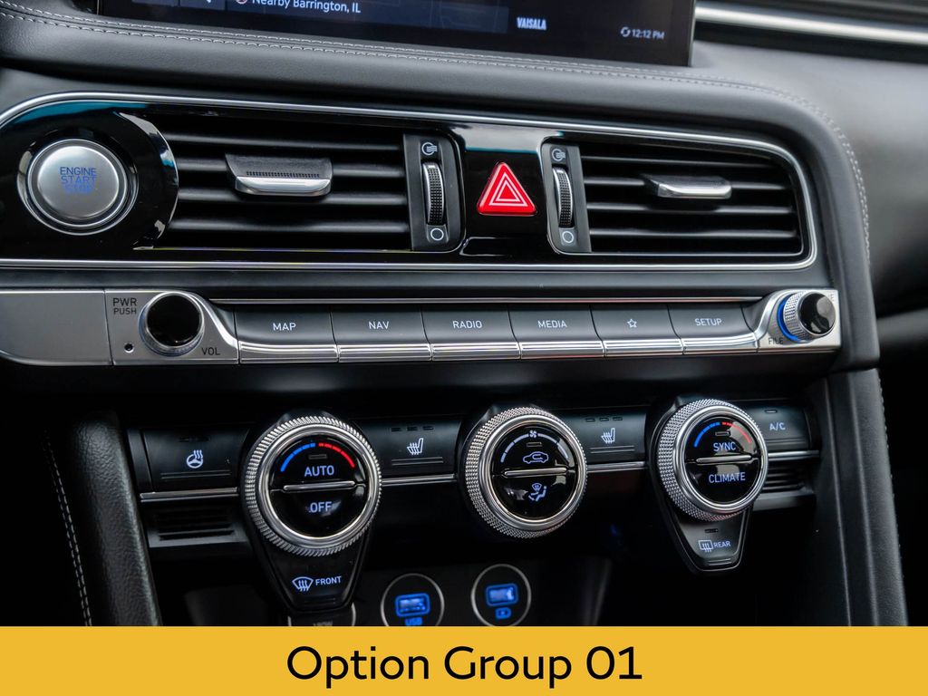 2023 Genesis G70 3.3T photo 22