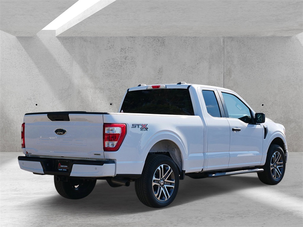 2022 Ford F-150 XL photo 3