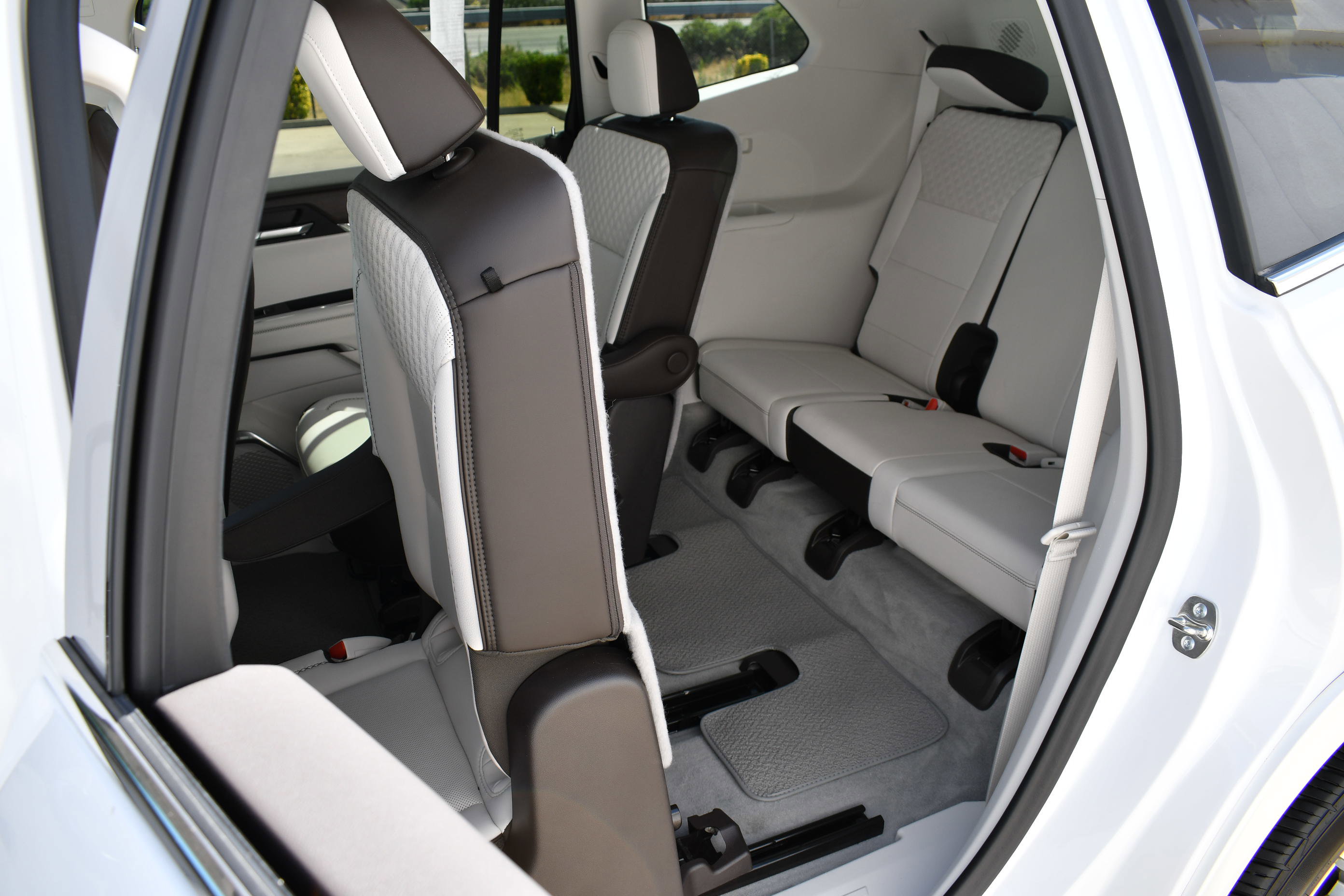 2024 Gmc Acadia Denali photo 33