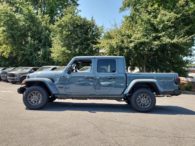 2025 Jeep Gladiator Sport S photo 17