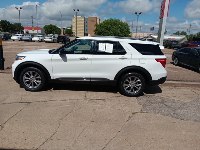 2024 Ford Explorer Limited photo 3
