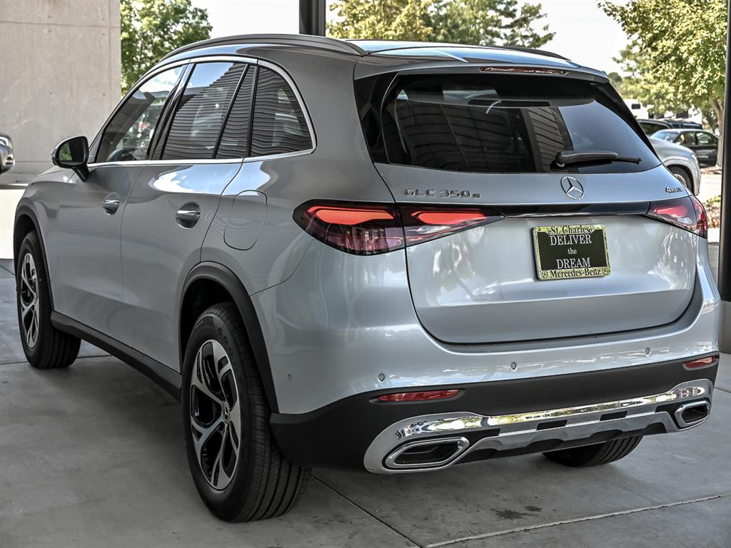 2026 Mercedes Benz GLC 350e 4MATIC photo 3