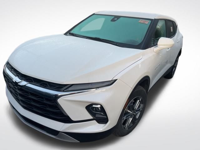 2023 Chevrolet Blazer 2LT photo 4
