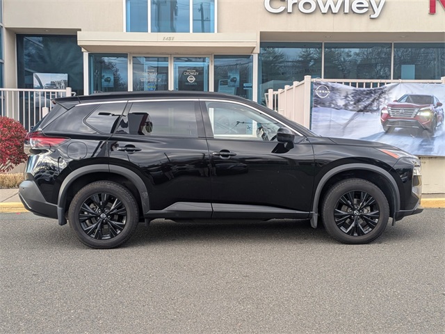 2023 Nissan Rogue SV photo 2