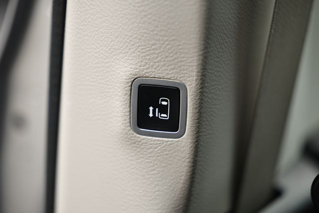 2019 Chrysler Pacifica Touring Plus photo 24