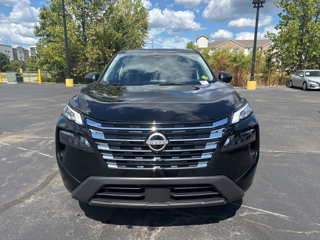 2026 Nissan Rogue S photo 8