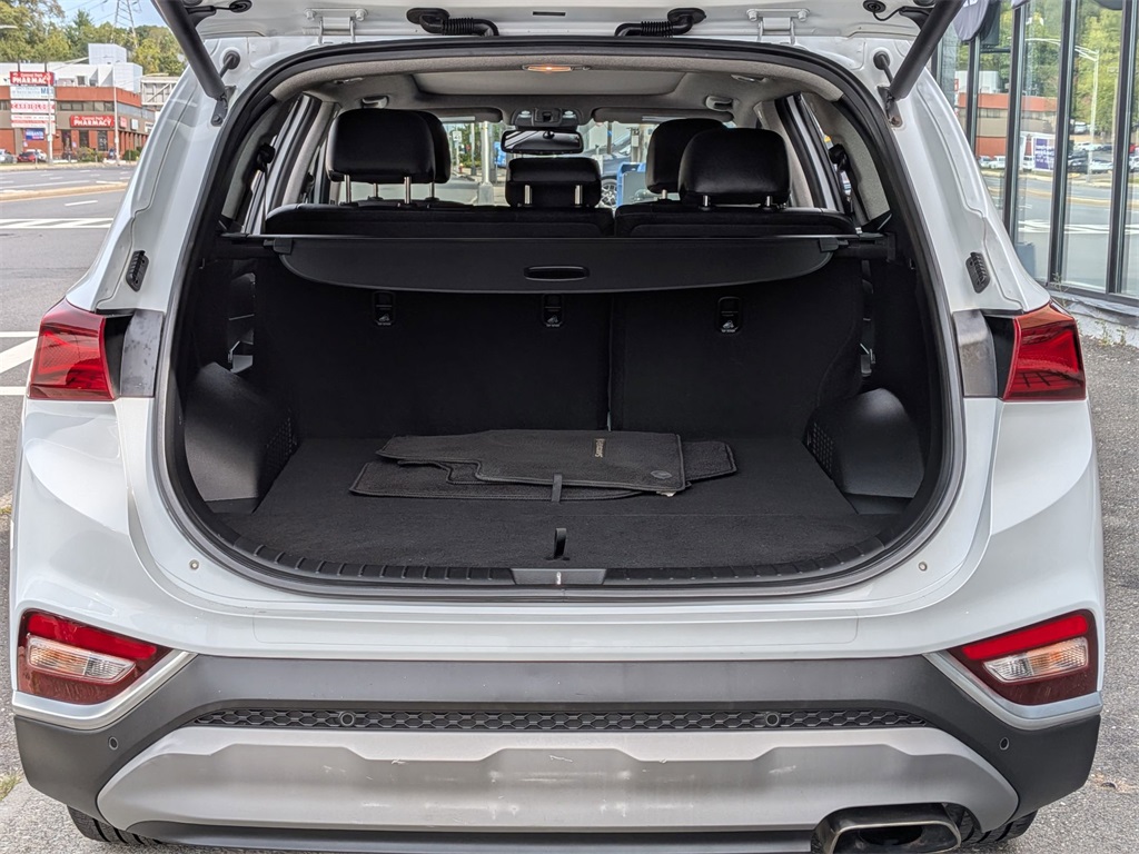 2019 Hyundai Santa Fe Ultimate photo 2