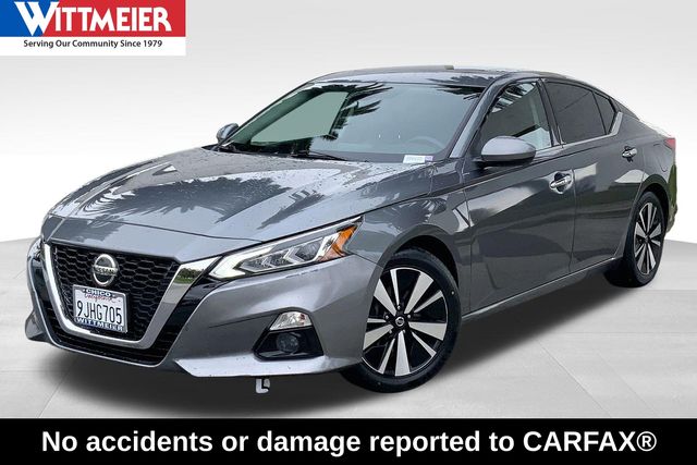 2020 Nissan Altima SL's photo